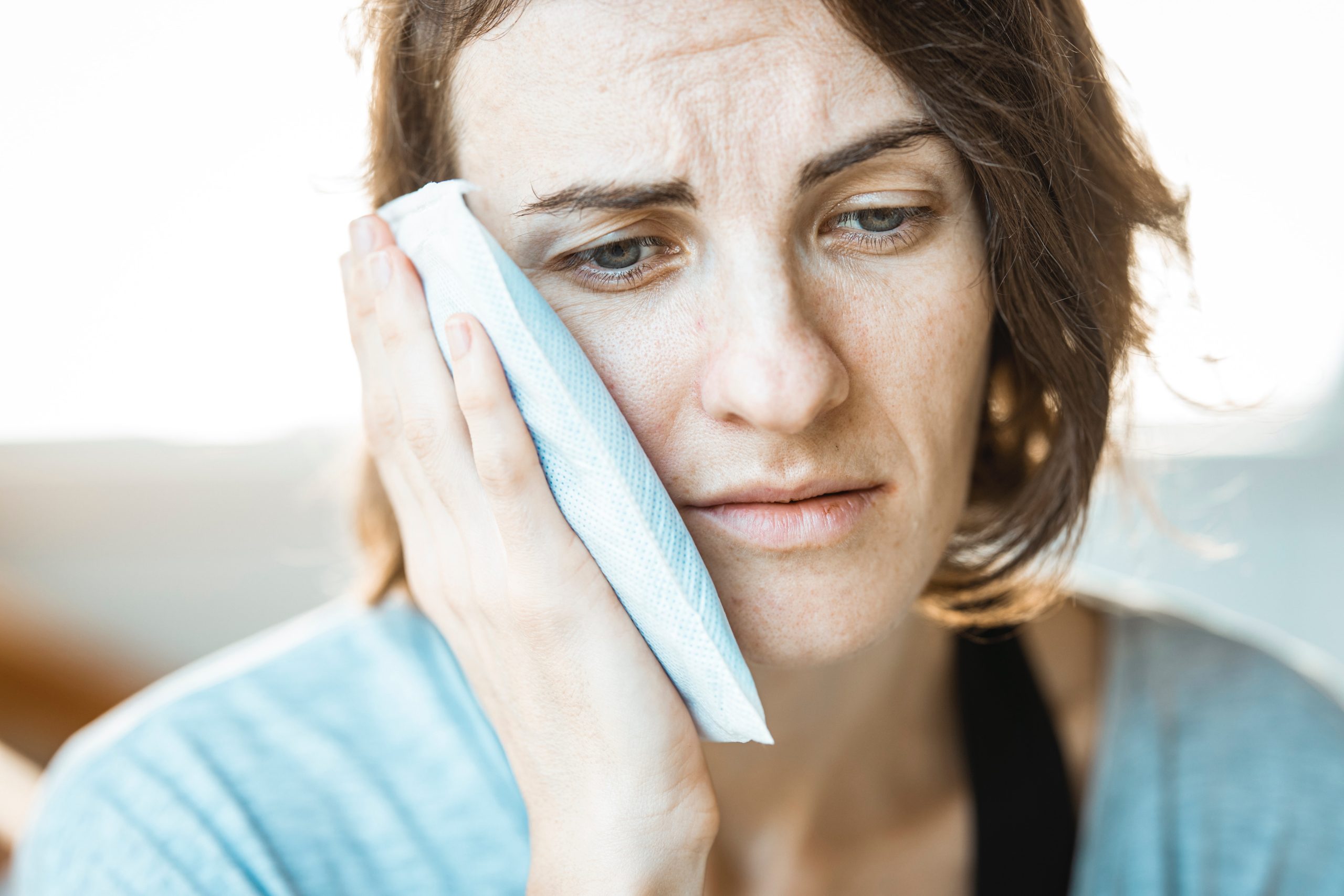 Understanding Emergency Dentistry: What to Do When a Dental Crisis Strikes